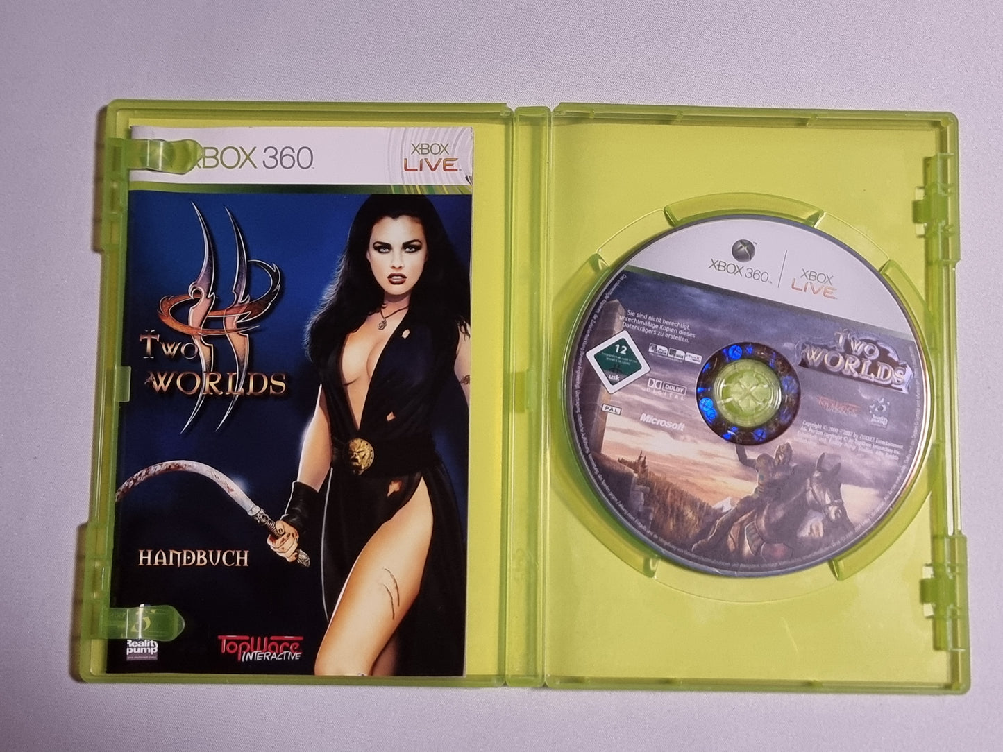 Two Worlds und Bonus DVD